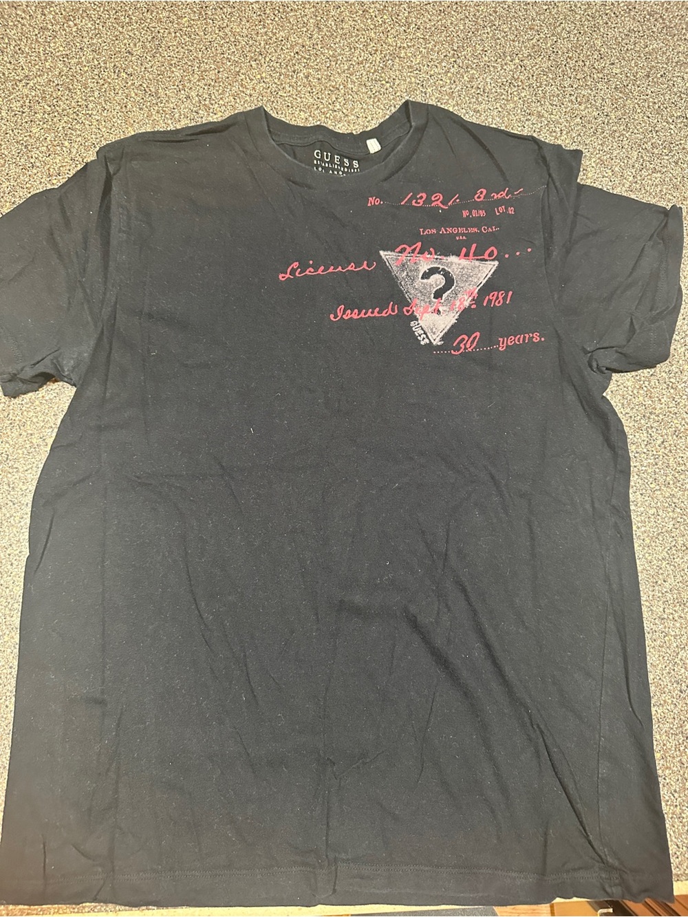 Guess 30 Years Mens T Shirt Medium Vintage Logo question mark